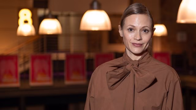 Mavie Hörbiger: Verärgert