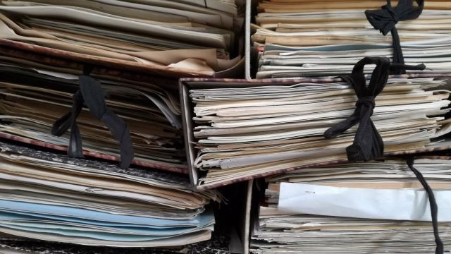 Kommission schlägt Bürokratieabbau und Vereinfachung der Rahmenbedingungen für Unternehmen vor