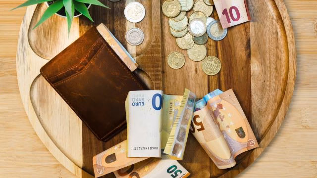 Spar- und Investitionsunion: bessere finanzielle Möglichkeiten für EU-Bürger und Unternehmen