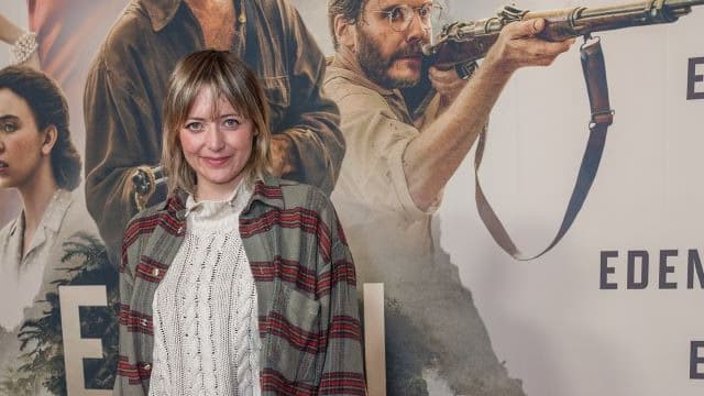 Hanna Plaß: Große Gefühle zu Ostern