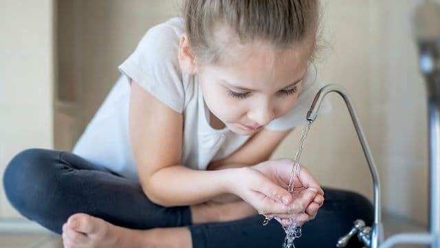 Hart, aber herzlich: Kalk im Trinkwasser