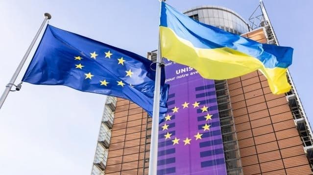 EU verabschiedet 18. Sanktionspaket gegen Russland