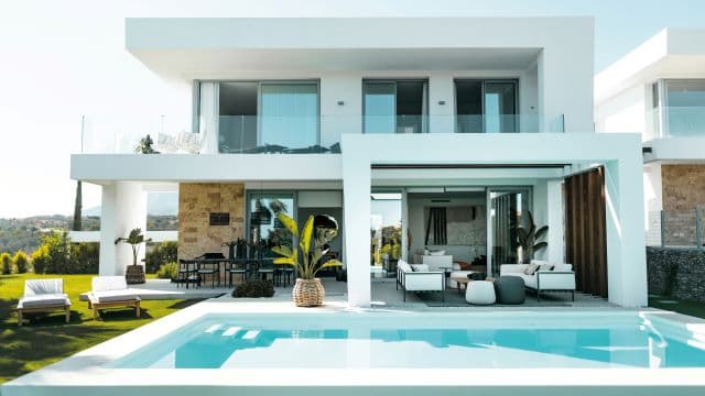 So wird der Pool teilweise zum DIY-Projekt