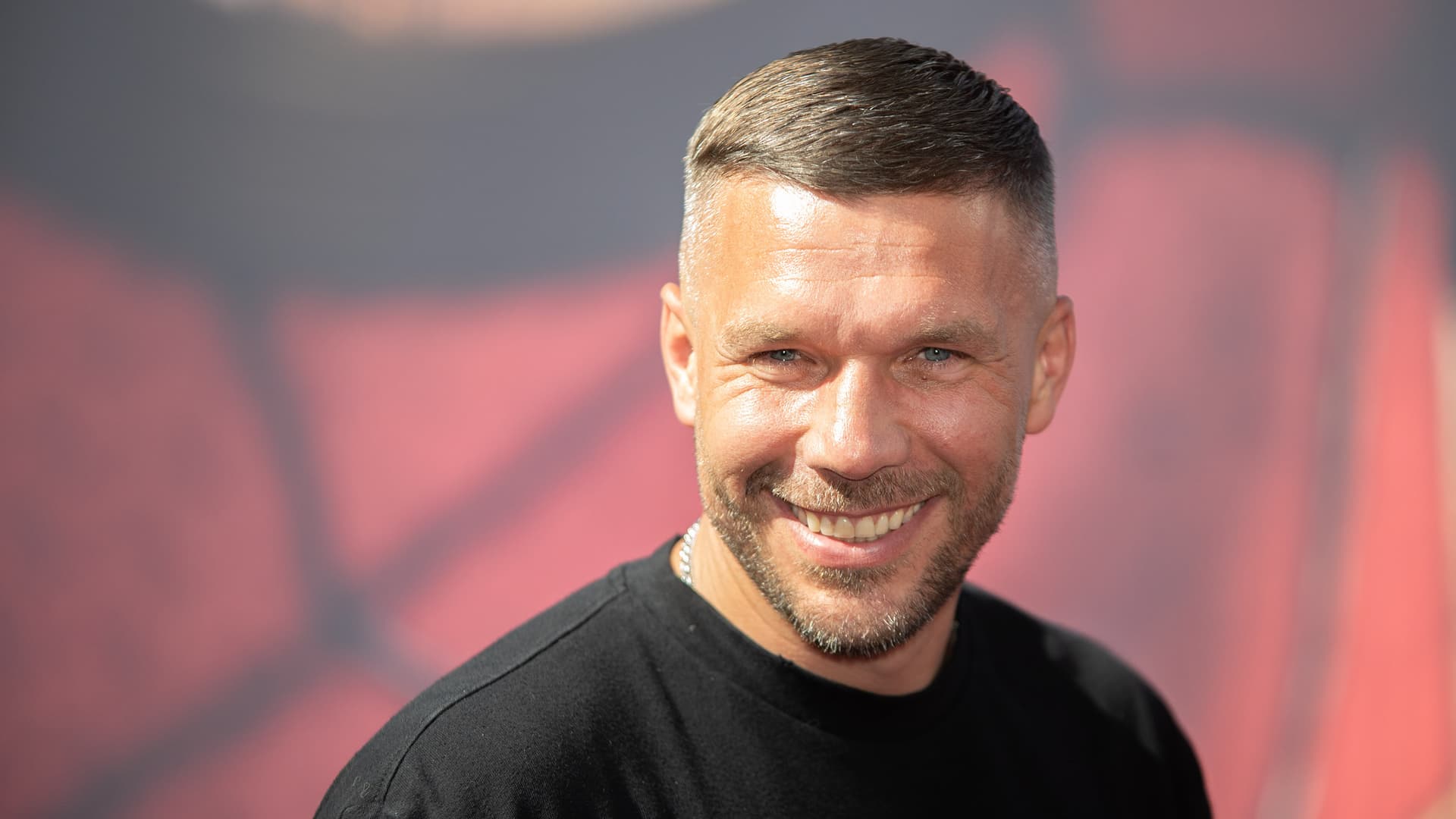 Lukas Podolski: Vom Kicker zum Manager