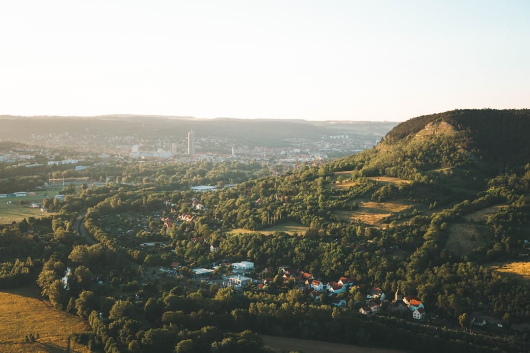 Wandern in Thüringen: Wege durch Wald, Gestein und Geschichte